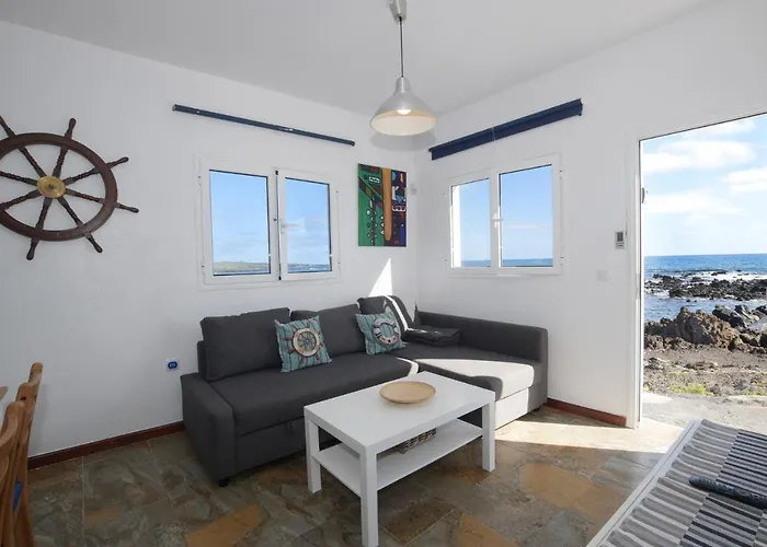 Fischer Roque Del Apartment